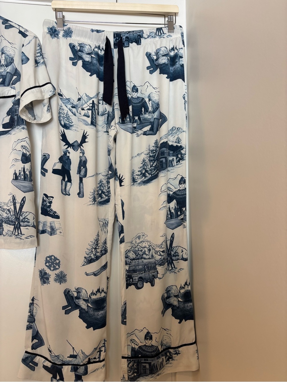 Katie Kime Apres Ski Toile Pajama Set Blue White Short Sleeve Pants Small - Picture 5 of 16